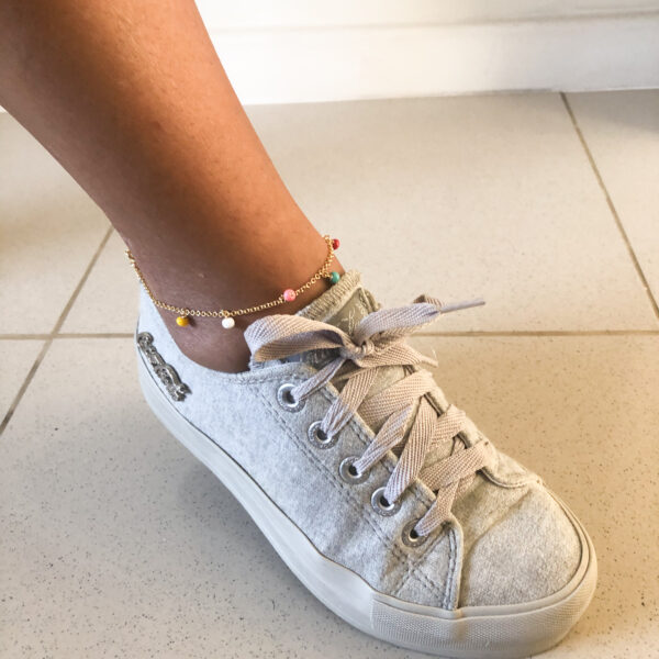 Tornozeleira Karlotta Mili com Missangas Folheado Ouro 18K