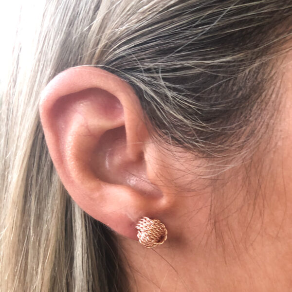 Brinco Karlotta Norielle Nó Folheado Ouro Rosé 18K