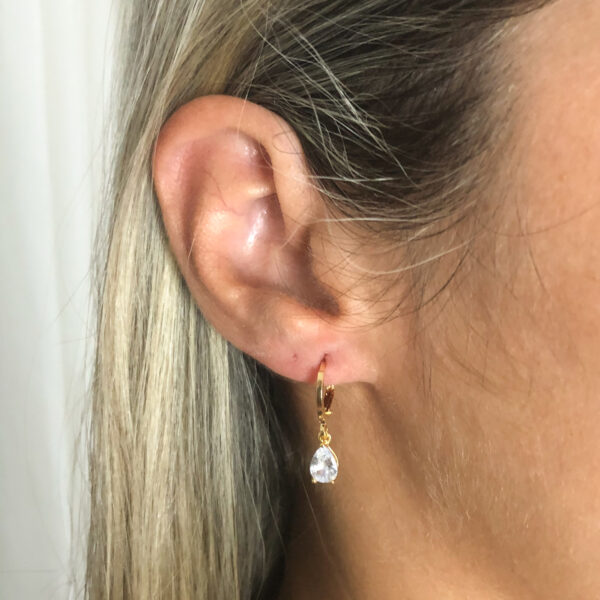 Brinco de Argola Karlotta Silvia com Gota de Zircônia Folheado Ouro 18K