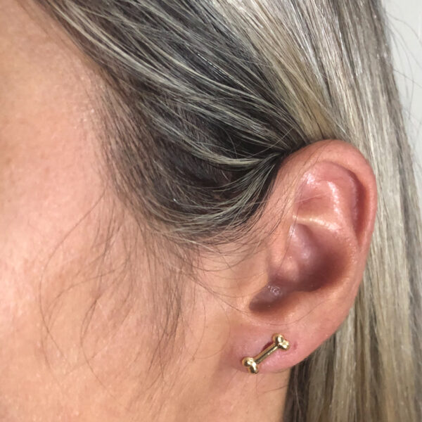 Brinco Osso Karlotta Marley Folheado Ouro 18K