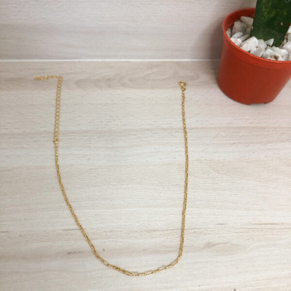 Chocker Karlotta Sabrina Folheado Ouro 18K