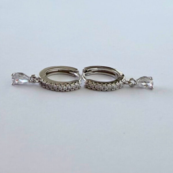 Brinco Karlotta Analu Argola P com Zirconia Banhado a Ródio