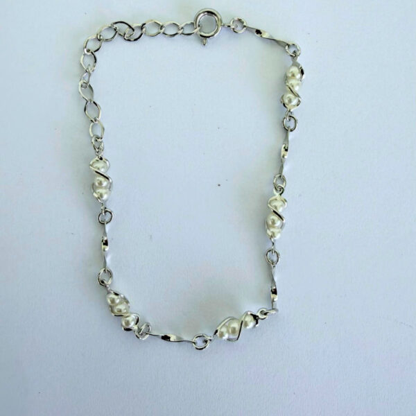 Pulseira Karlotta Pérola Sintética Banhado a Ródio