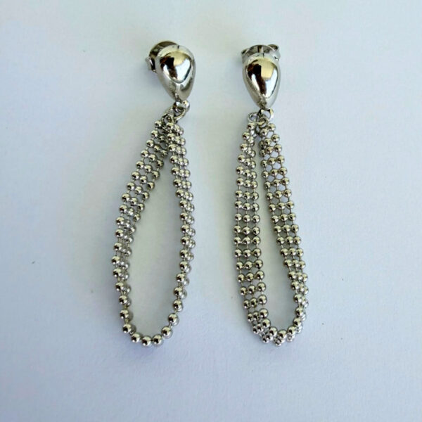 Brinco Karlotta Francisca Gota com Bolinhas Banhado a Ródio